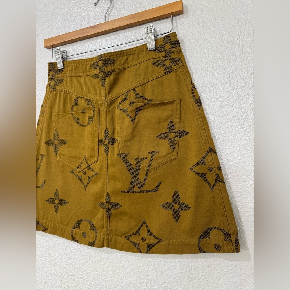 Louis Vuitton Monogram Cotton Mini Skirt – Size 36 (XS-S) - Picture 9 of 16